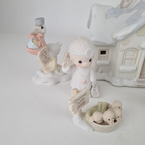 Precious Moments SUGAR TOWN DOCTORS OFFICE 7 PIECE 529281 Christmas Village - Picture 5 of 8